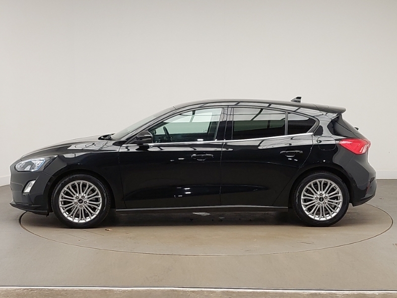 Ford Focus 2.0 Ecoblue Titanium X Black #4