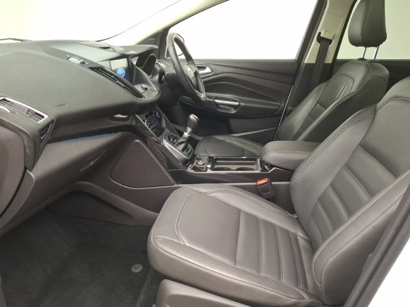 Ford Kuga 1.5 Ecoboost Titanium X Edition 2Wd White #5
