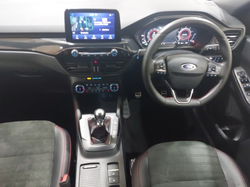 Ford Kuga 1.5 Ecoboost 150 St-line Edition PO23LNM Black #3