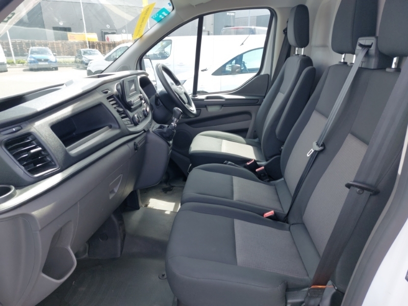 Ford Transit Custom 2.0 Ecoblue 130Ps Low Roof Leader Van BK23OFB White #5