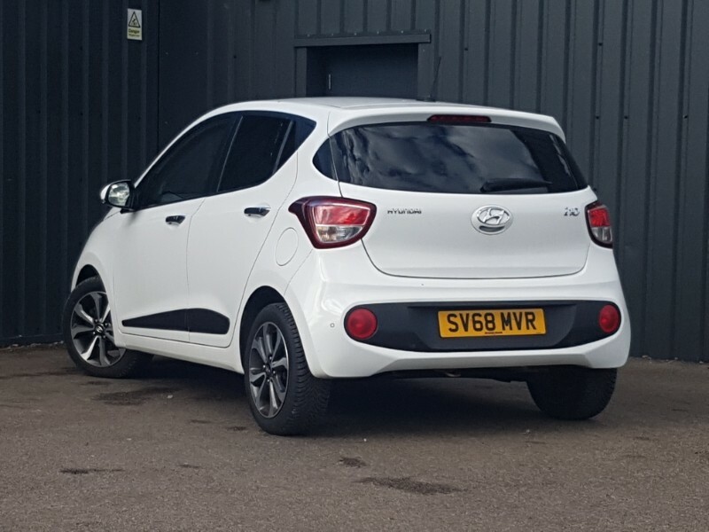 Hyundai I10 1.2 Premium Se SV68MVR White #2