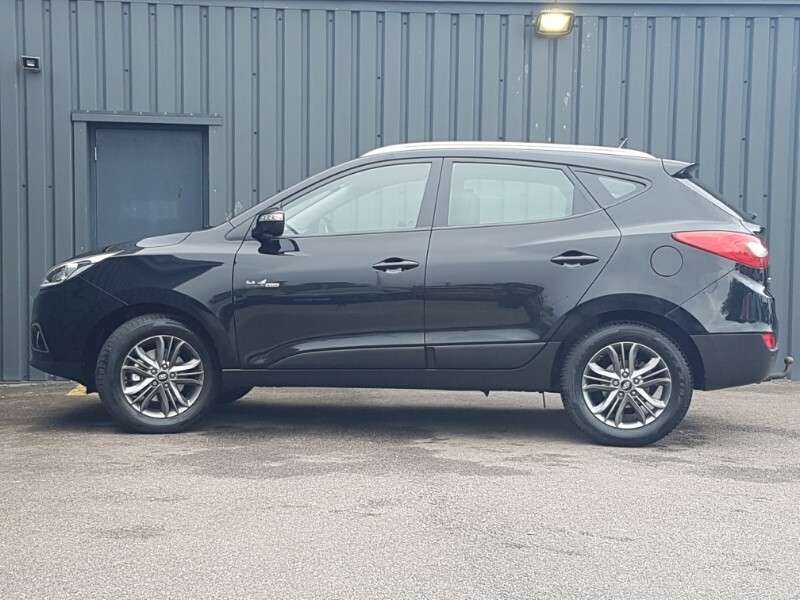 Hyundai Ix35 1.6 Gdi Blue Drive Se 2Wd Black #4