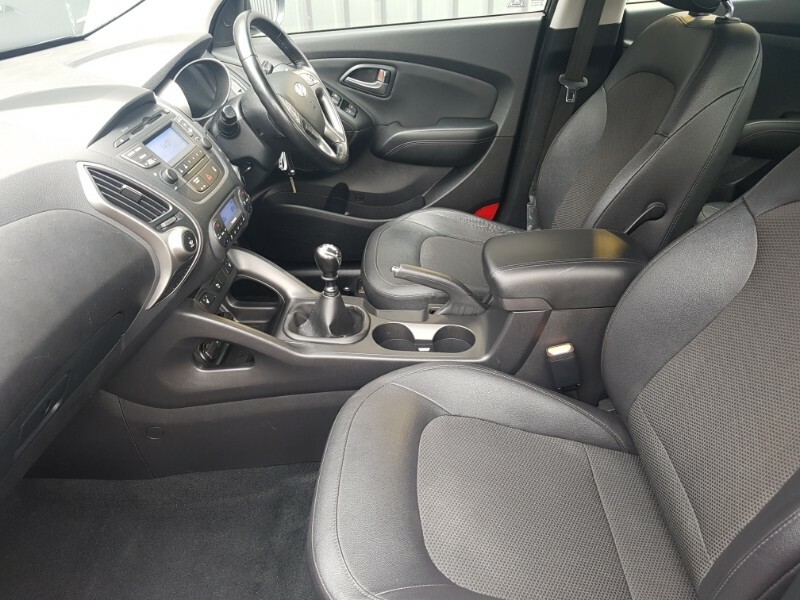 Hyundai Ix35 1.6 Gdi Blue Drive Se 2Wd Black #5