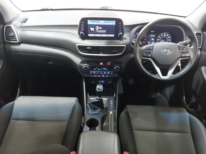 Hyundai Tucson 1.6 Gdi Se Nav 2Wd DP19SVT White #3