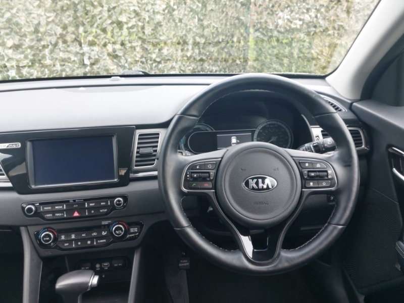 Kia Niro 1.6 Gdi Phev 3 Dct SA19MJX Brown #3