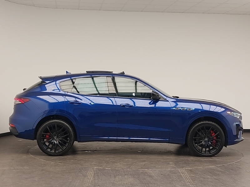 Maserati Levante V6 Gransport Blue #3