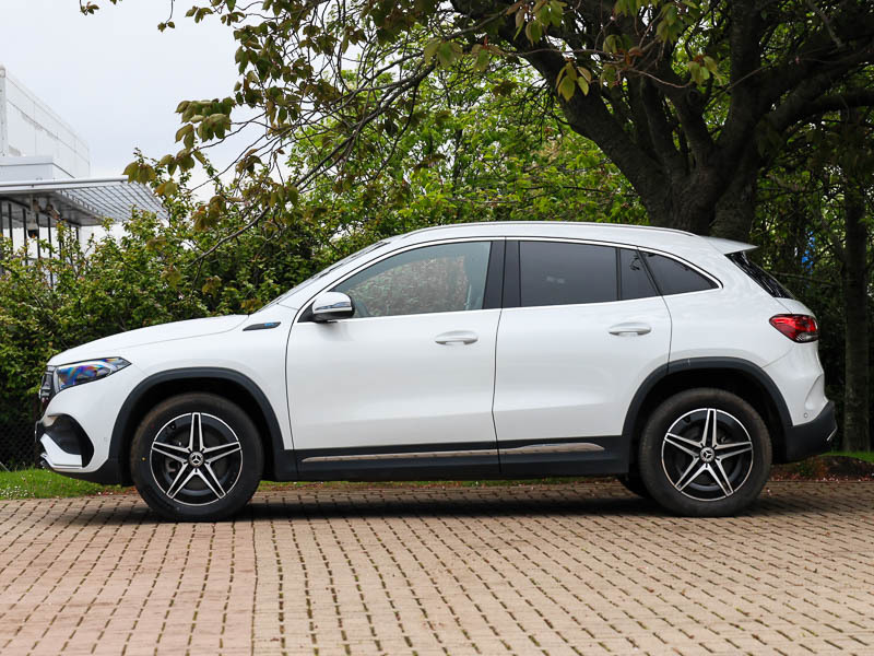 Mercedes-Benz EQA Eqa 350 4Matic 215Kw Amg Line 66.5Kwh White #4