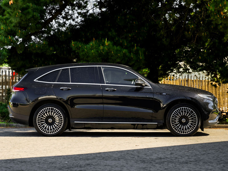 Mercedes-Benz EQC Eqc 400 300Kw Amg Line Premium 80Kwh Black #4