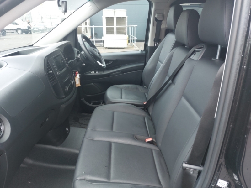 Mercedes-Benz Vito 114 Cdi Pro 9-Seater 9G-tronic KX24OGC Black #5
