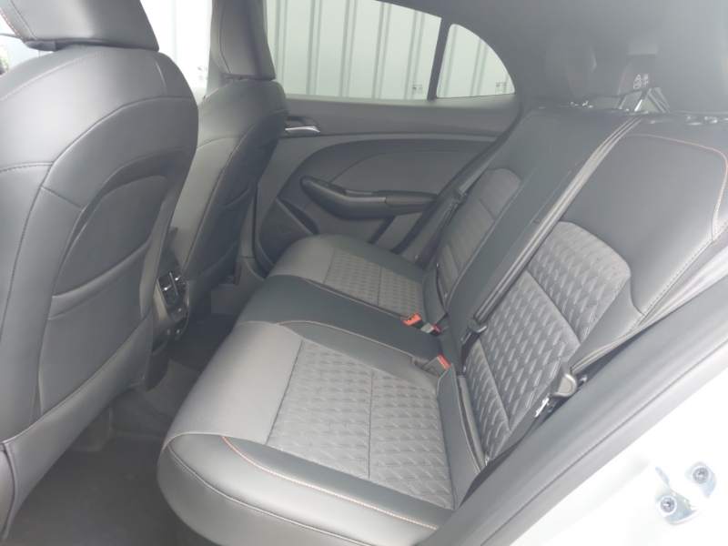 MG MG3 1.5 Hybrid Trophy SD26XVE Silver #6