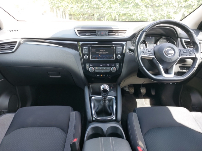 Nissan Qashqai 1.3 Dig-t N-connecta NA69SXJ Black #3