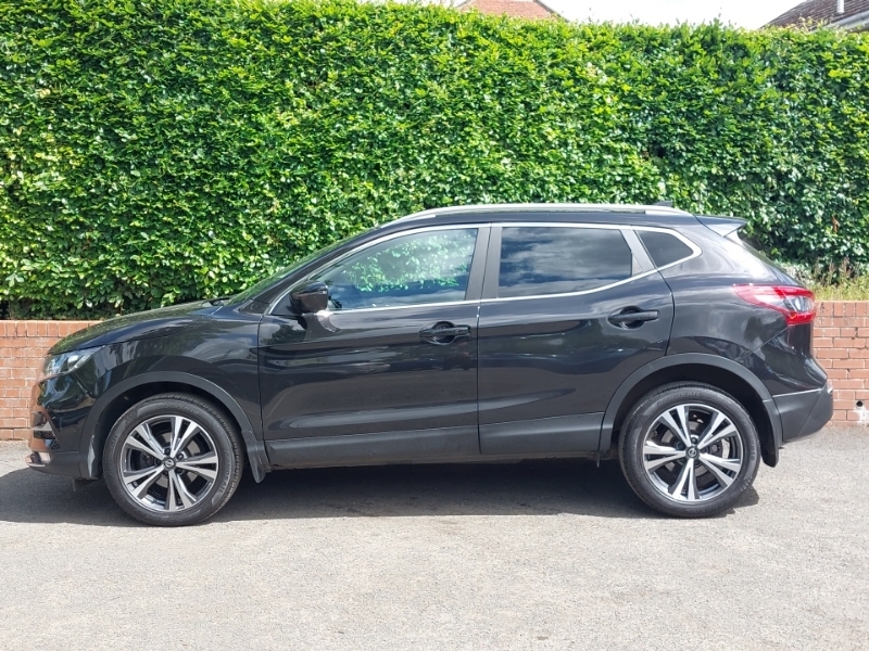Nissan Qashqai 1.3 Dig-t N-connecta NA69SXJ Black #4