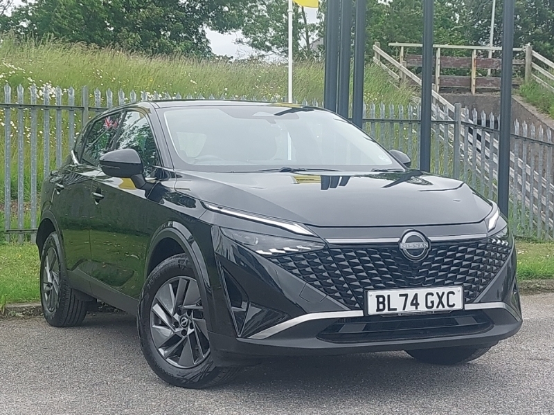 Nissan Qashqai 1.3 Dig-t Mh Acenta Premium Black
