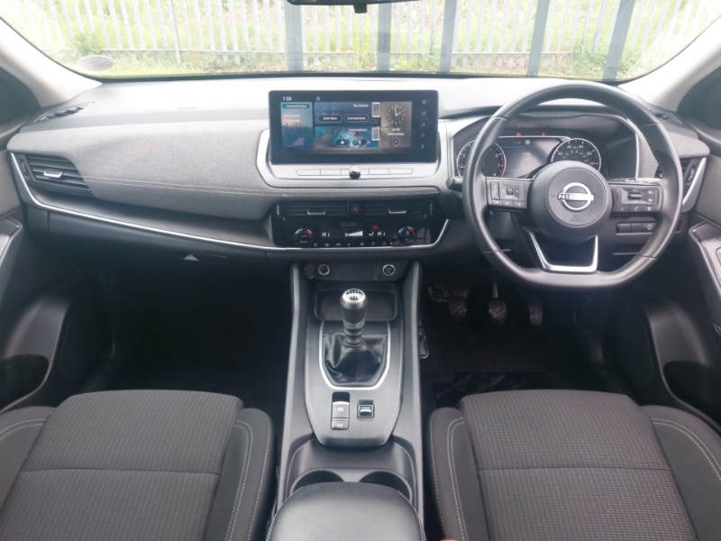 Nissan Qashqai 1.3 Dig-t Mh Acenta Premium BL74GXC Black #3