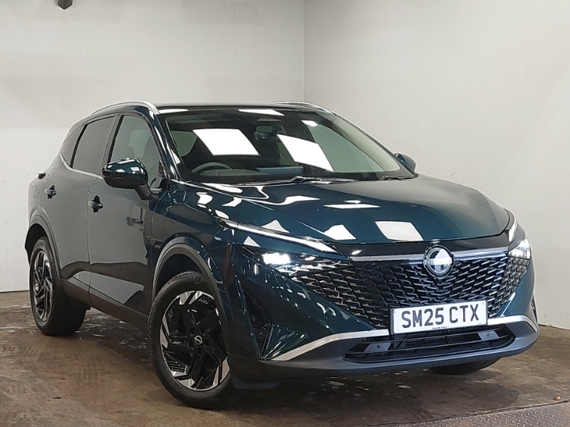 Nissan Qashqai 1.3 Dig-t Mh N-connecta Green