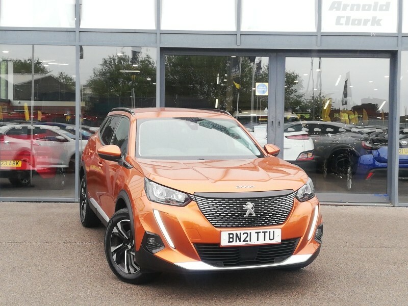 Peugeot 2008 1.2 Puretech Allure Premium Orange