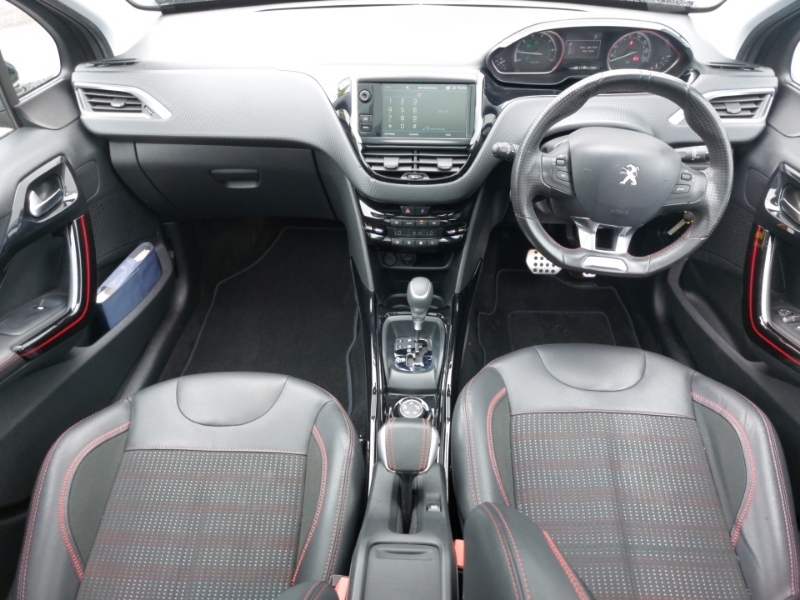 Peugeot 2008 1.2 Puretech 110 Gt Line Eat6 Grey #3