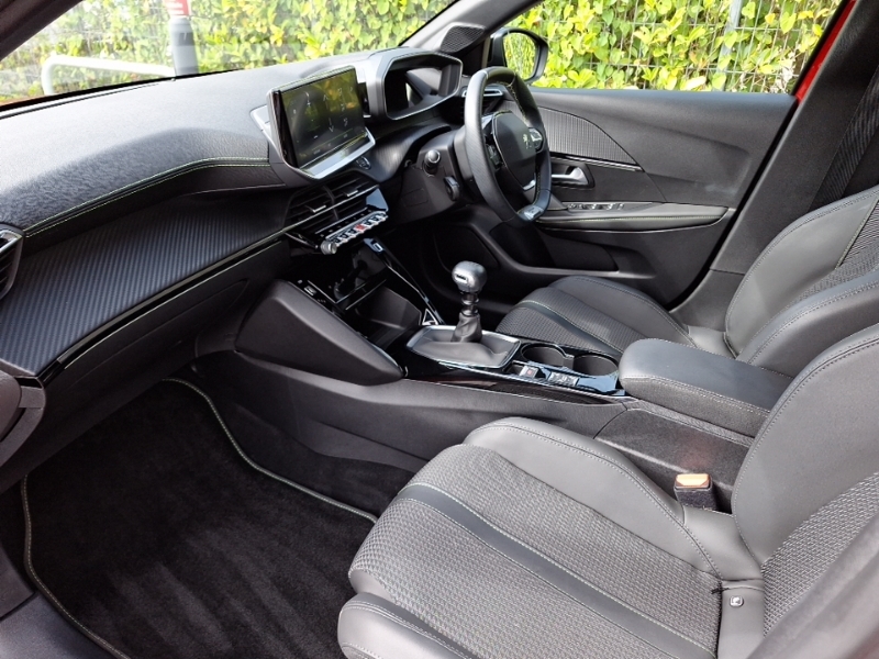 Peugeot 208 1.2 Puretech 100 Gt MJ23NVS Red #5