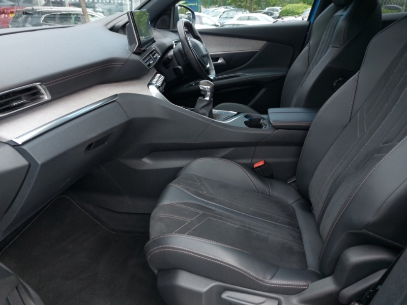 Peugeot 3008 1.5 Bluehdi Gt CF21NWX Blue #5