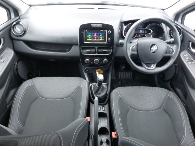 Renault Clio 0.9 Tce 90 Iconic MV19XRZ White #3