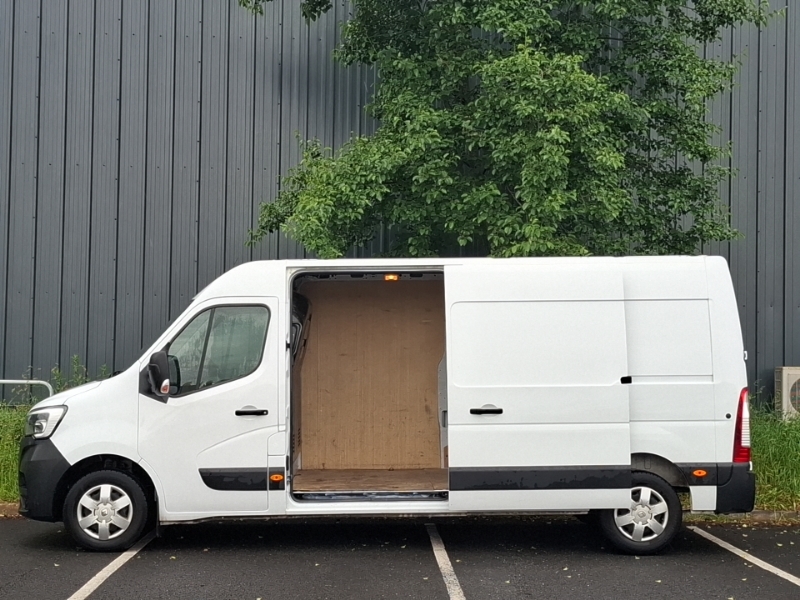 Renault Master Ll35 Energy Blue Dci 145 Start Luton Box Van 20M3 White #17