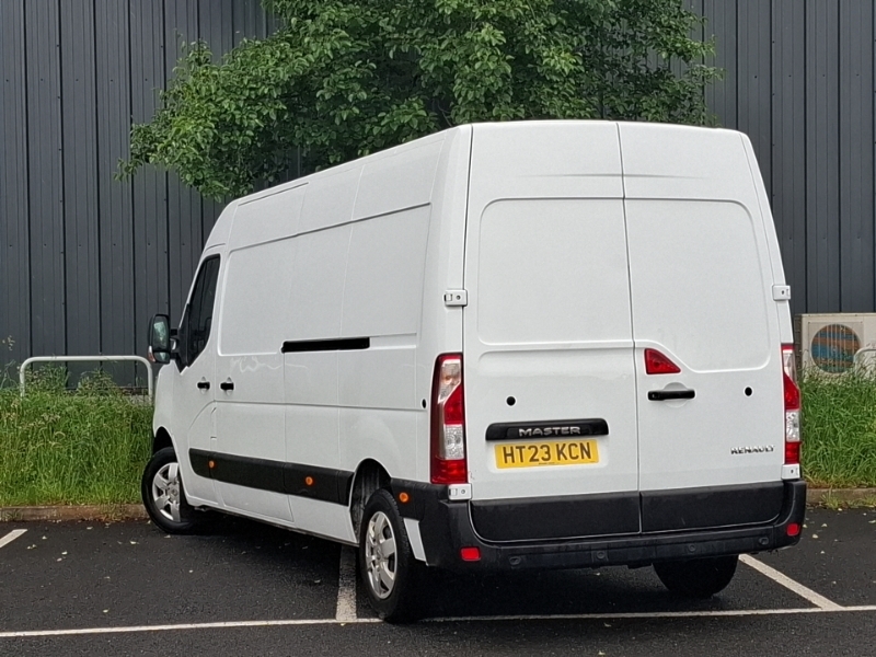 Renault Master Lm35dci 135 Business Medium Roof Van White #2