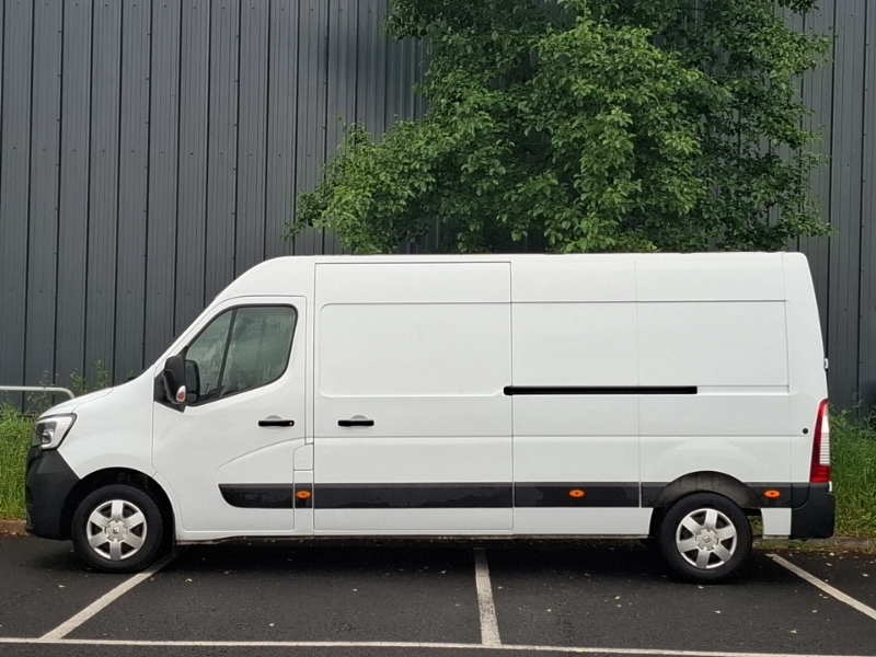 Renault Master Lm35dci 135 Business Medium Roof Van White #4