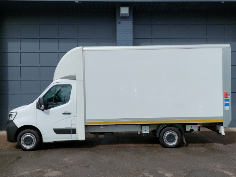 Renault Master Ll35 Energy Dci 145 Business Low Roof Chassis Cab SA73FLG White #4
