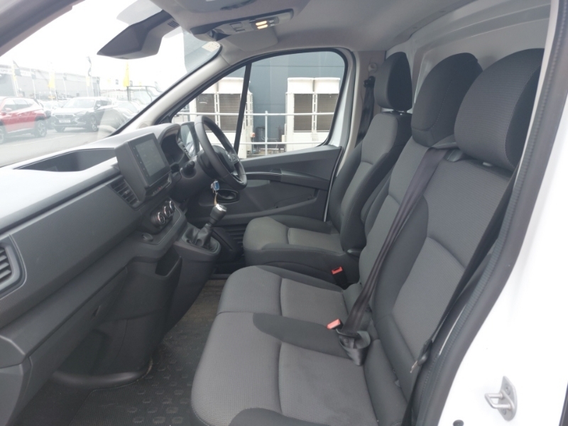 Renault Trafic Sl30 Blue Dci 130 Advance Safety Van SC24OVS White #5