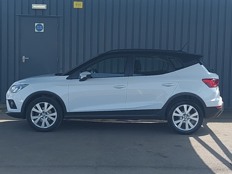 Seat Arona 1.0 Tsi 115 Se Technology Ez NJ68YTP White #4