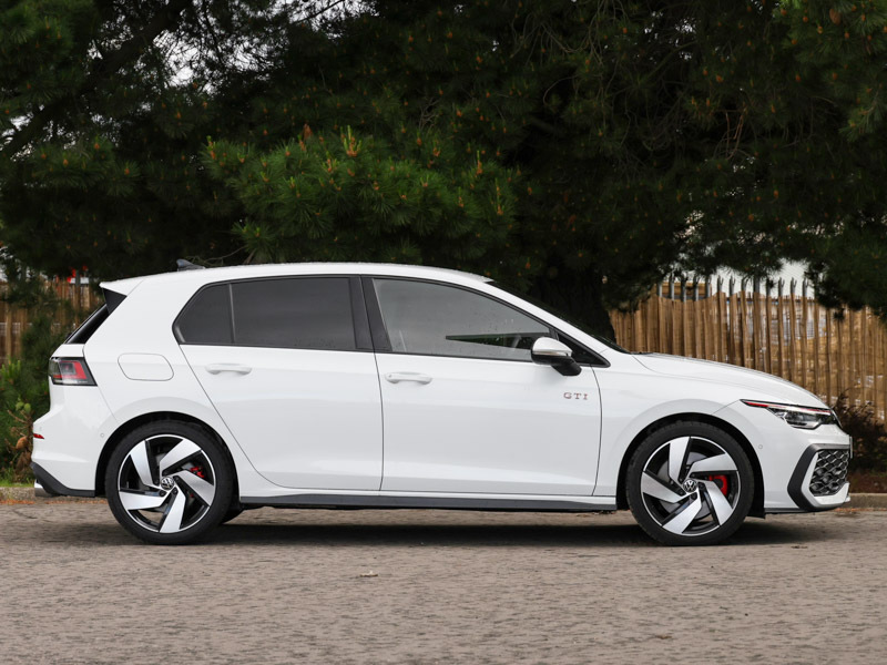 Volkswagen Golf 2.0 Tsi 265 Gti Dsg SW25OOG White #4