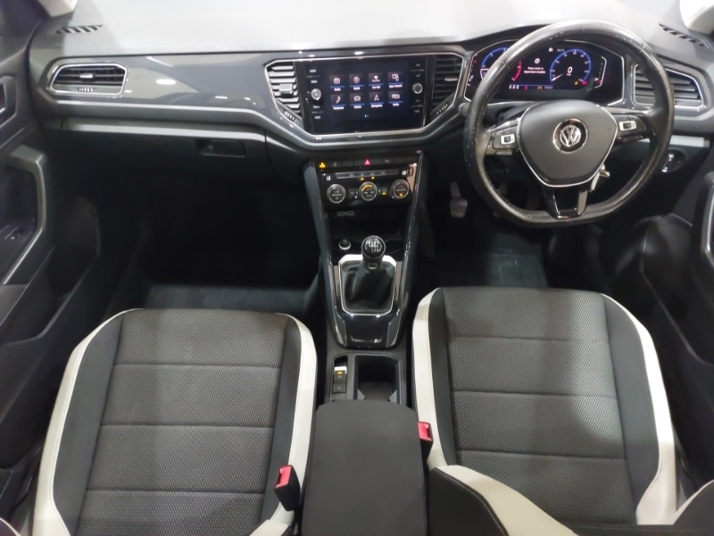 Volkswagen T-Roc 1.6 Tdi Sel KV68JFE Black #3
