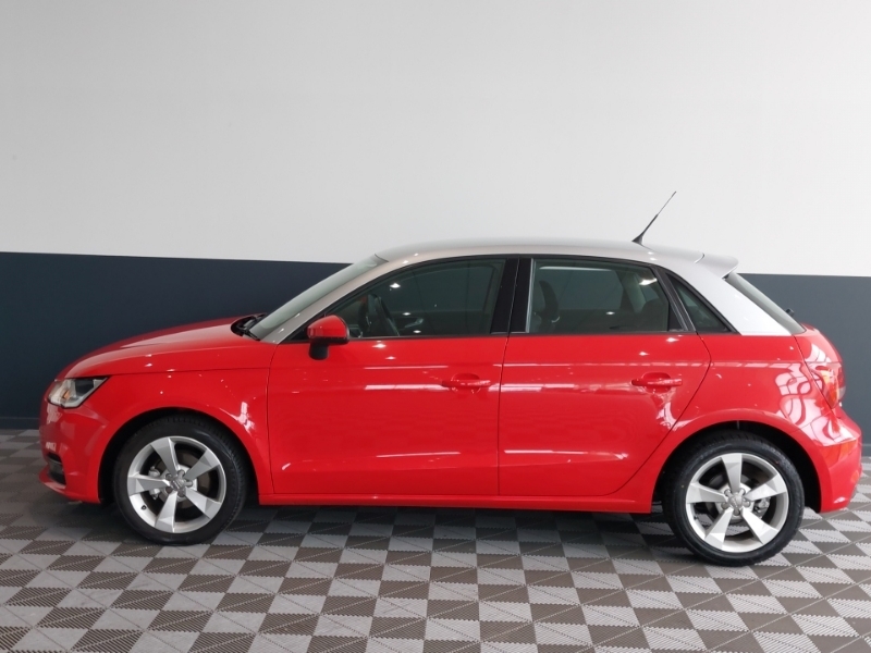 Audi A1 1.0 Tfsi Sport PL65OTV Red #4