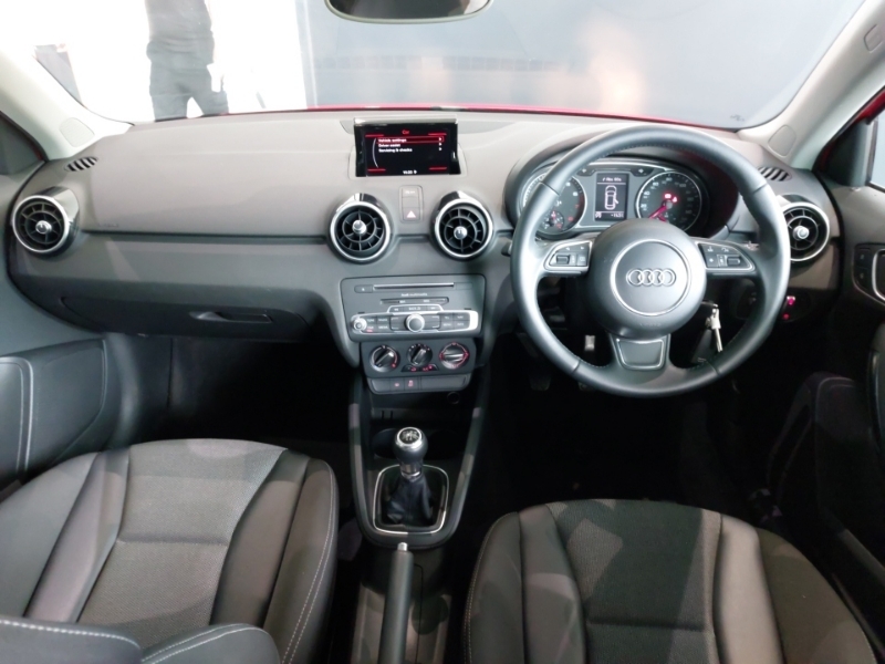 Audi A1 1.0 Tfsi Sport PL65OTV Red #3