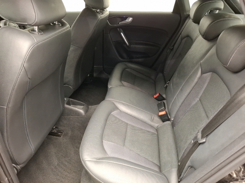 Audi A1 1.6 Tdi S Line VU15PJX Black #6