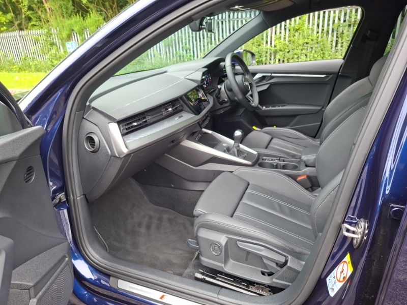 Audi A3 30 Tfsi S Line PK24UKR Blue #5