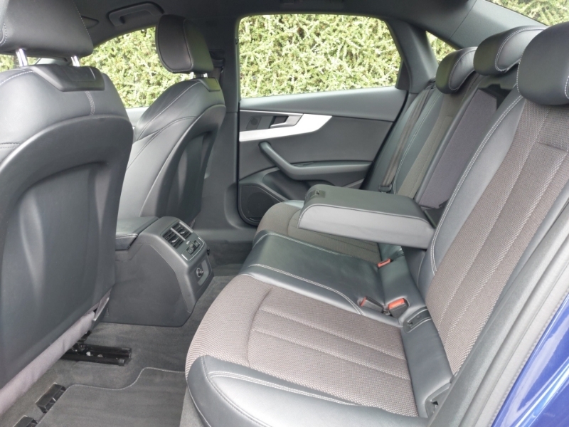 Audi A4 2.0 Tdi S Line VN17ZYJ Blue #6