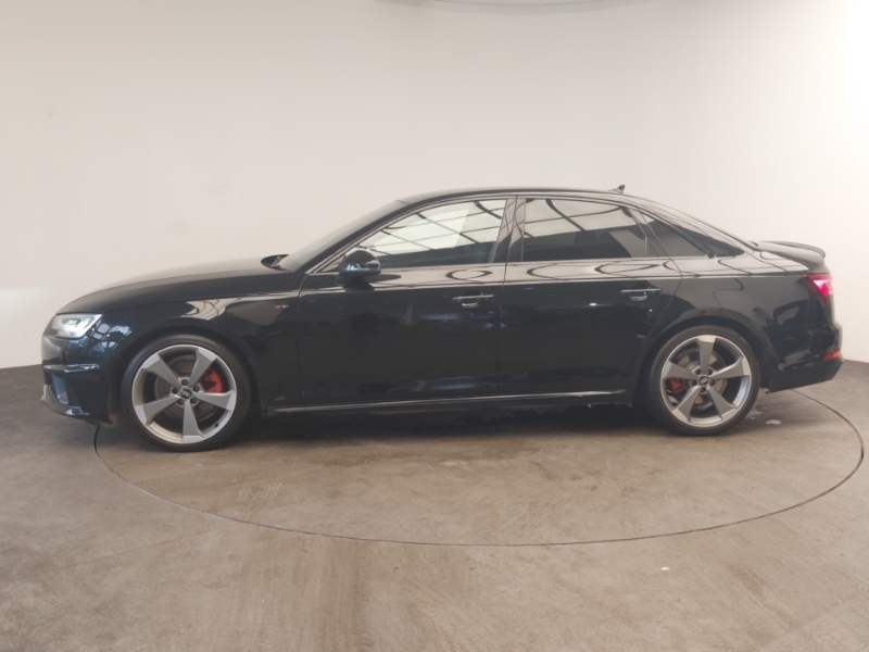 Audi A4 35 Tfsi Black Edition S Tronic PG19LHW Black #4