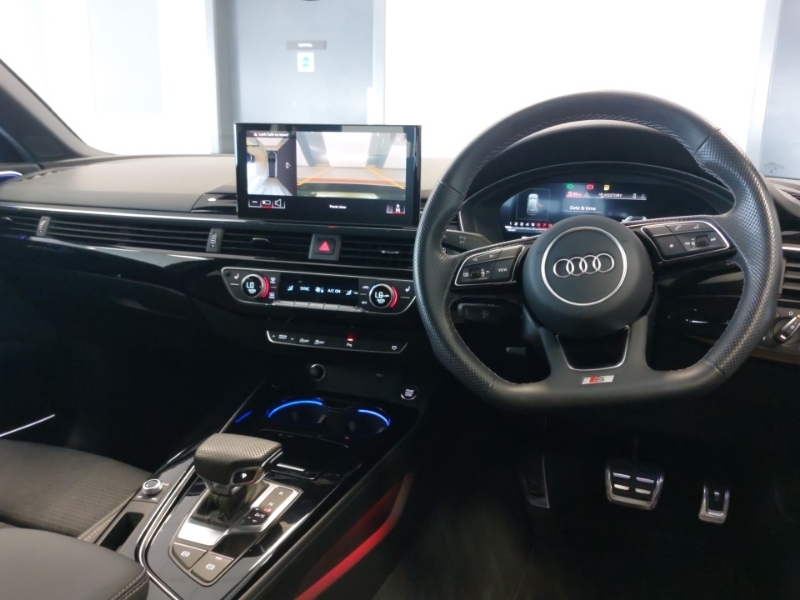 Audi A4 40 Tfsi 204 Black Edition S Tronic SE73OZB Black #4