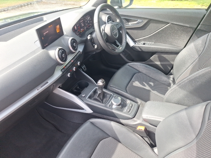 Audi Q2 35 Tfsi S Line YP23VUC Grey #5