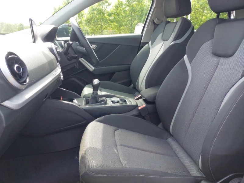 Audi Q2 35 Tfsi Sport YF23MWE Grey #5