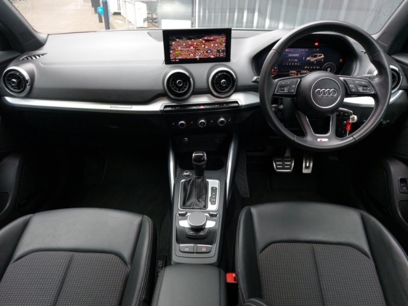 Audi Q2 35 Tfsi S Line S Tronic WJ71AXO Grey #3
