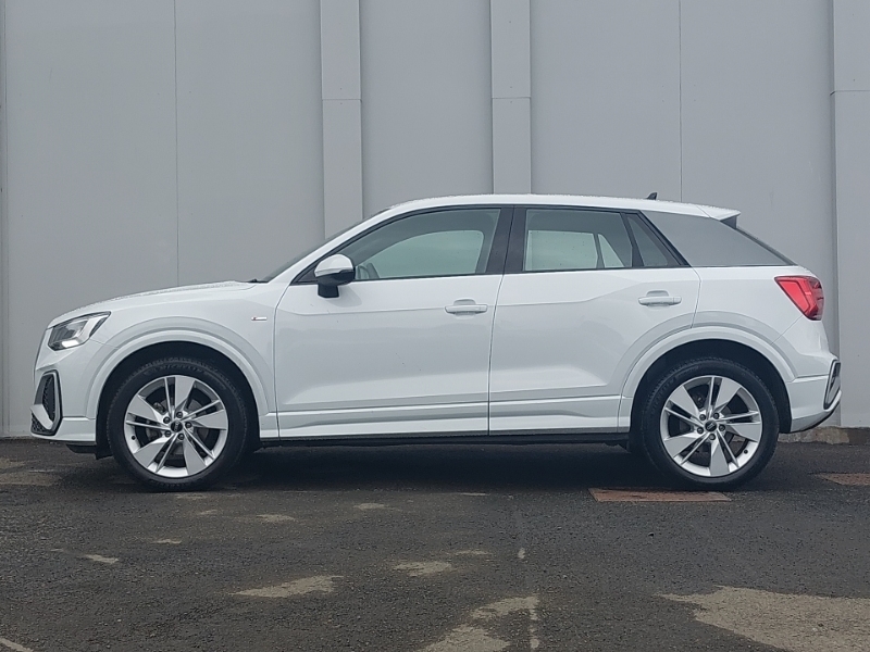 Audi Q2 35 Tfsi S Line S Tronic SN22CCP White #4