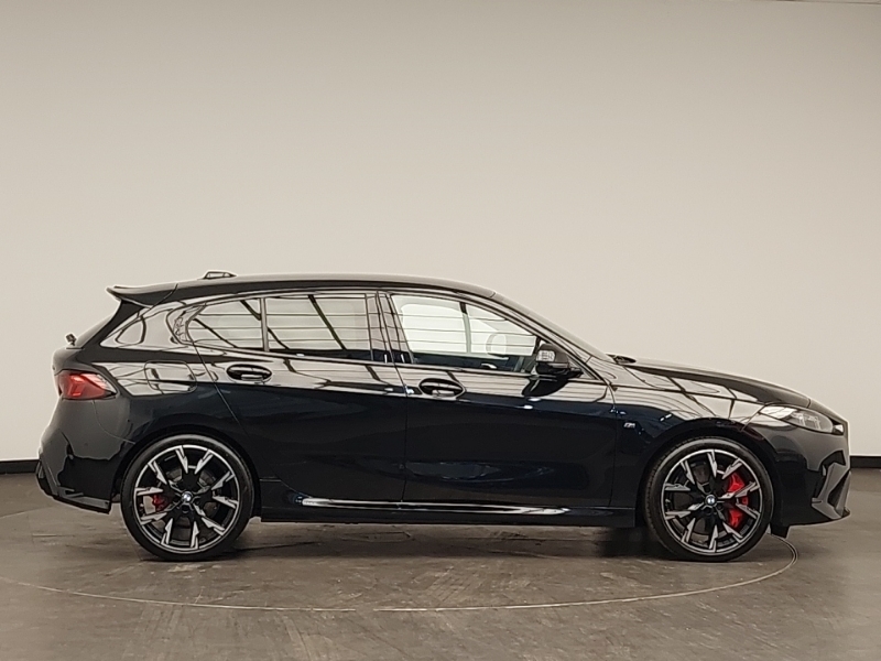 BMW 1 Series 123 Xdrive M Sport Step Black #3