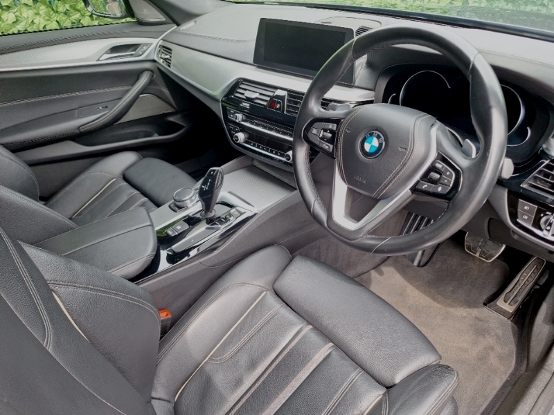 BMW 5 Series 520D M Sport Black #6