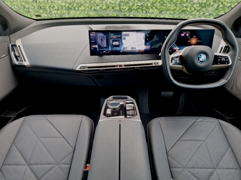 BMW iX 240Kw Xdrive40 M Sport 76.6Kwh Black #4