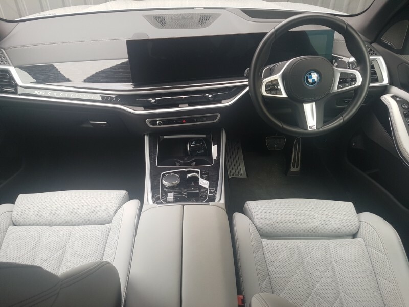 BMW X5 Xdrive50e M Sport Grey #3