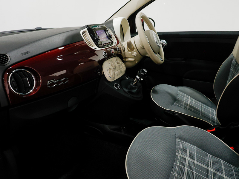 Fiat 500 1.2 Lounge PK18UGF Red #5