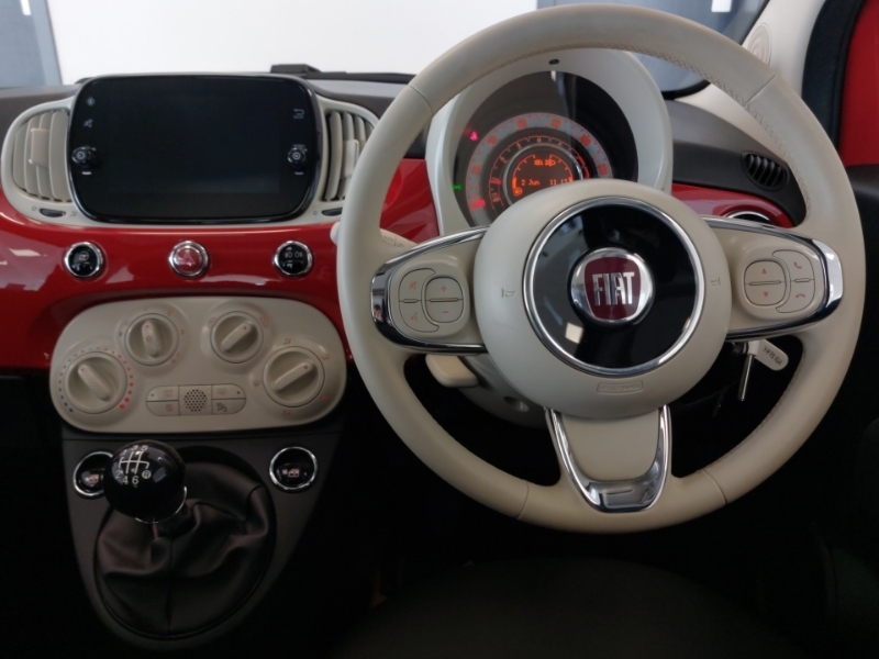 Fiat 500 1.0 Mild Hybrid YH73XGV Red #5