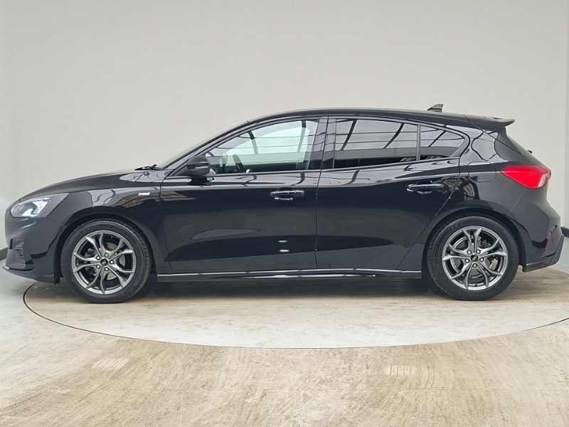 Ford Focus 1.0 Ecoboost Hybrid Mhev 125 St-line Edition MH09HAL Black #4